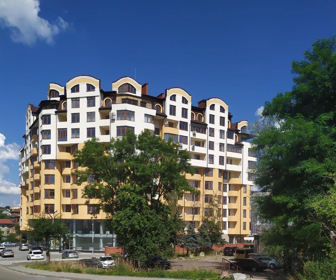 Вул Роксолани , 16 Центр 300 М До Бювету Truskavec' Esterno foto